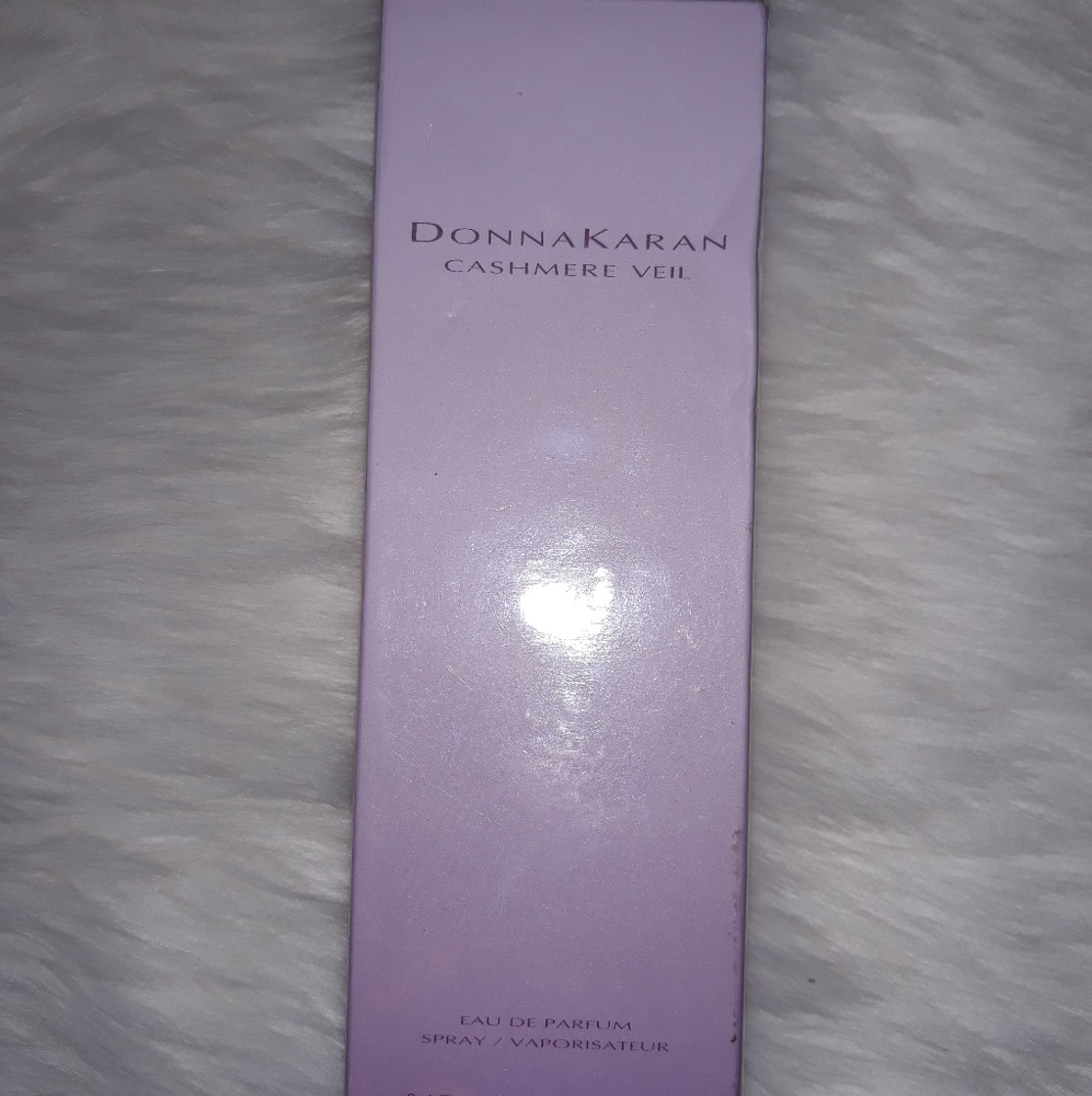 Donna Karan cashmere Veil
